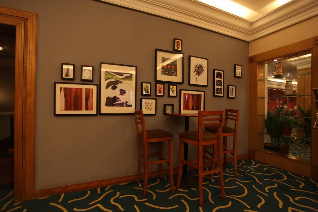 Garden City Hotel Csengtu Kültér fotó