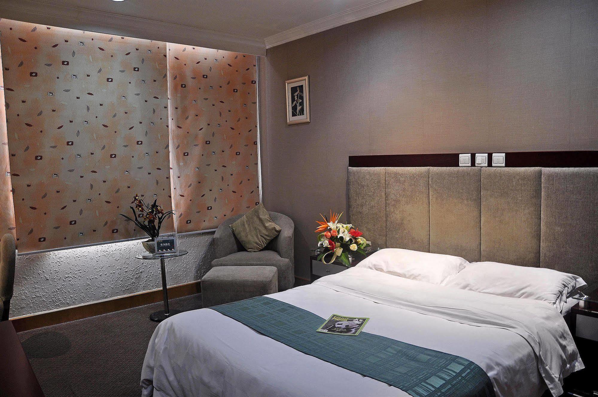 Garden City Hotel Csengtu Kültér fotó