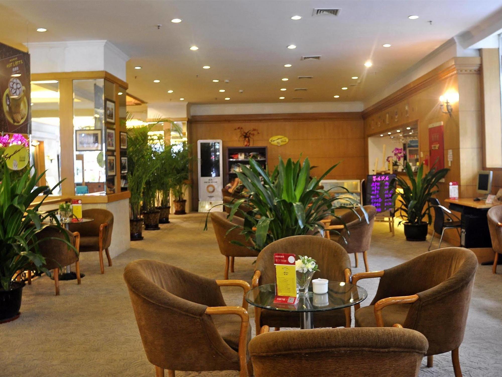 Garden City Hotel Csengtu Kültér fotó