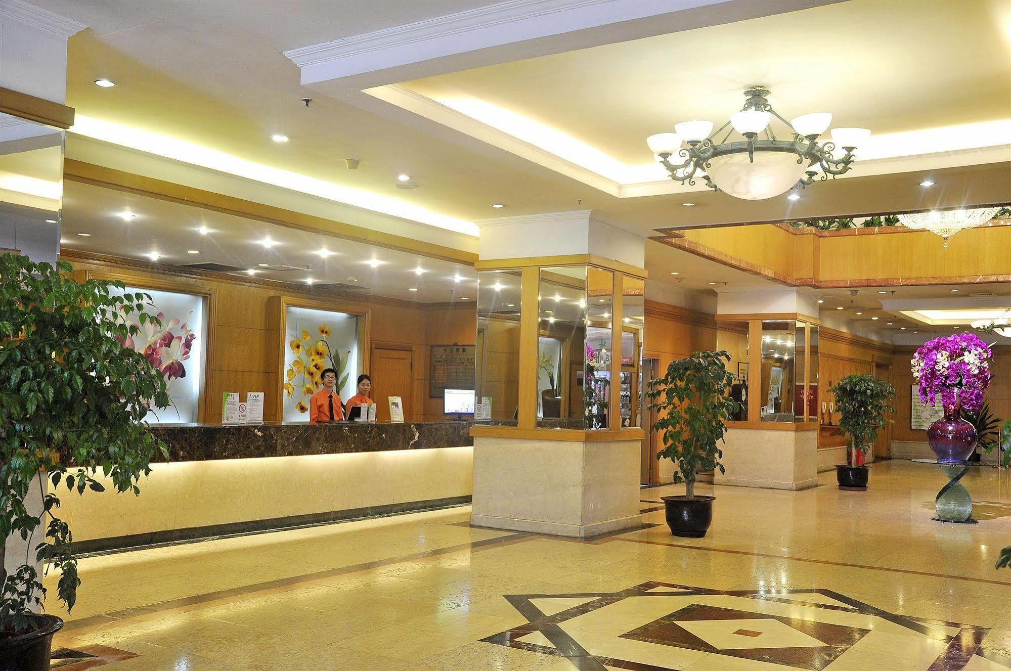 Garden City Hotel Csengtu Kültér fotó
